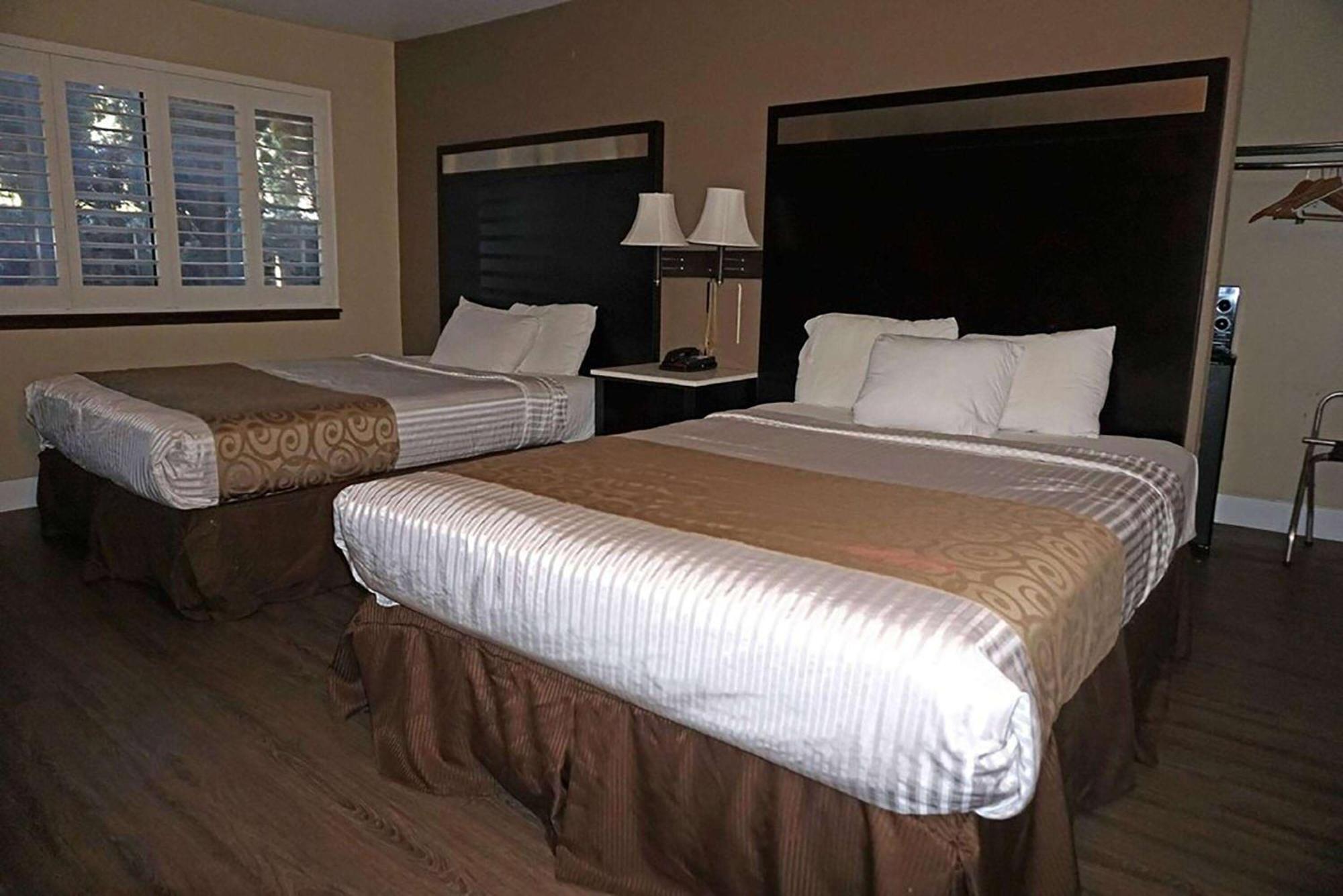 Travelodge By Wyndham Concord