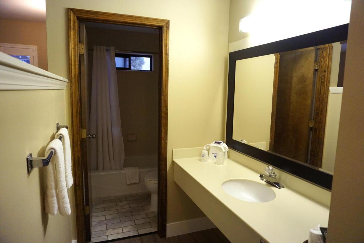 Travelodge By Wyndham Concord
