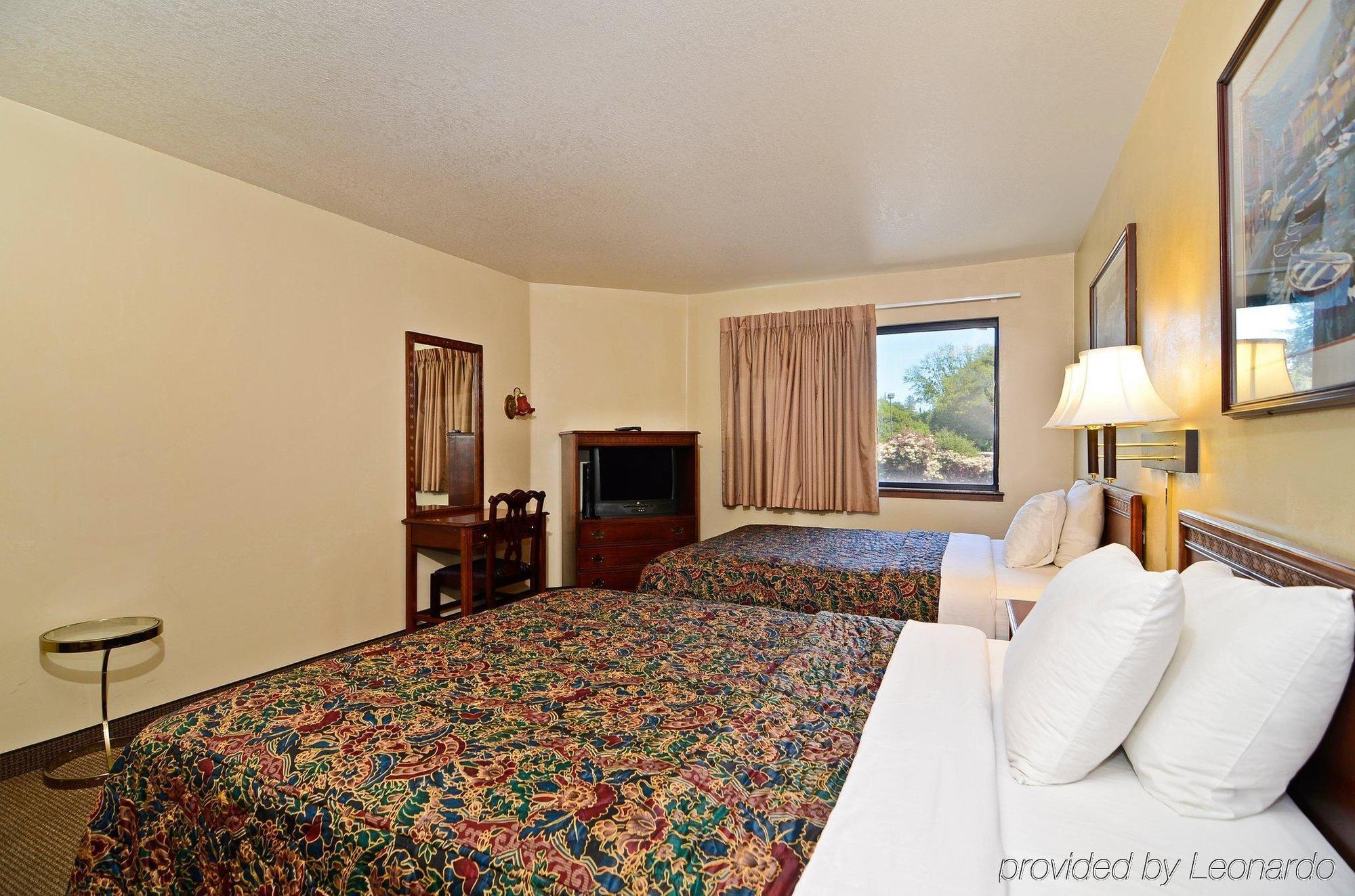 Travelodge By Wyndham Motel 2*